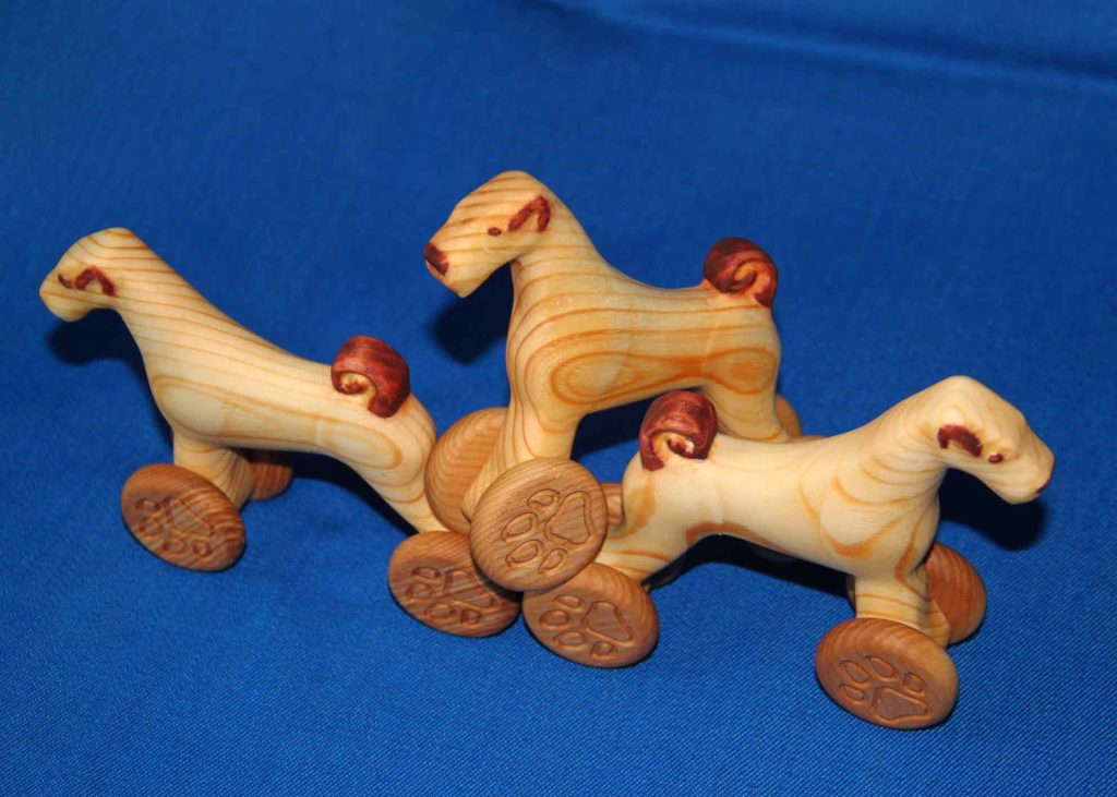 КБ Рукоделки: подарки и изделия из дерева на заказ Деревянная игрушка «Собака-каталка»  